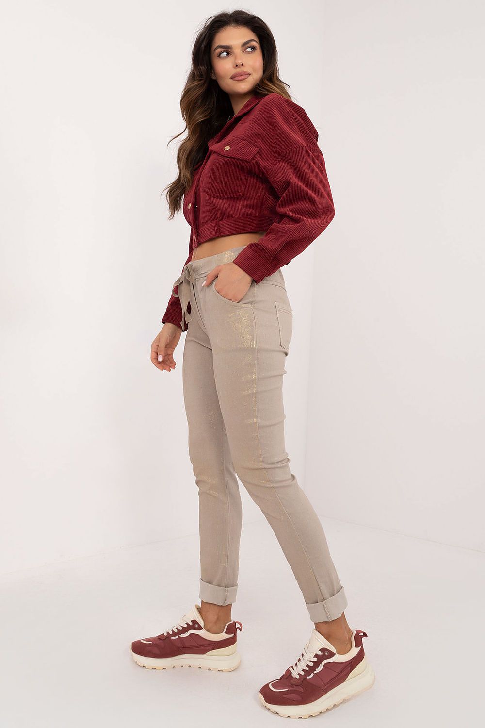 Pantalón Paula beige · vista lateral